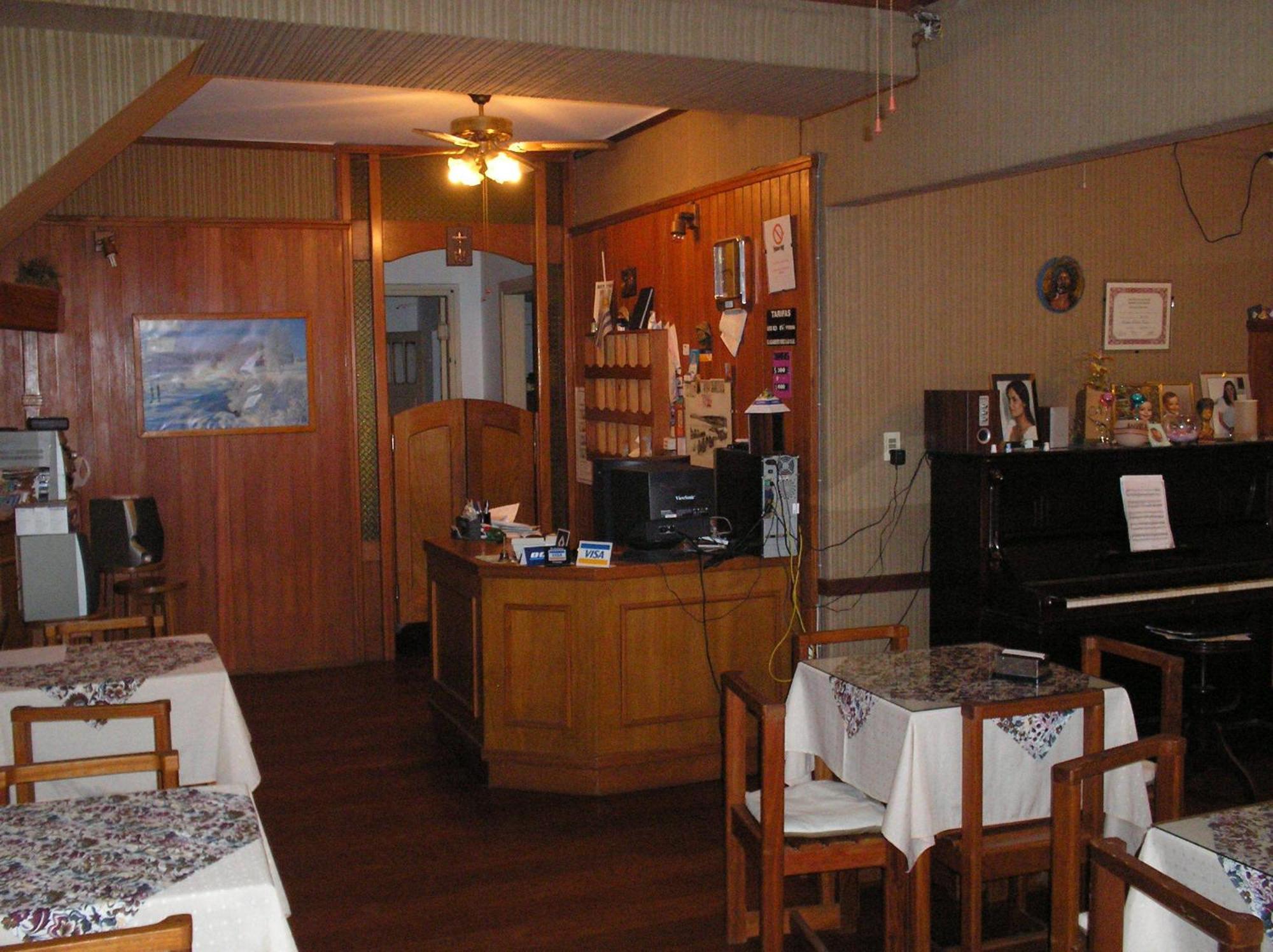 Hotel La Cumbre Piriápolis Buitenkant foto