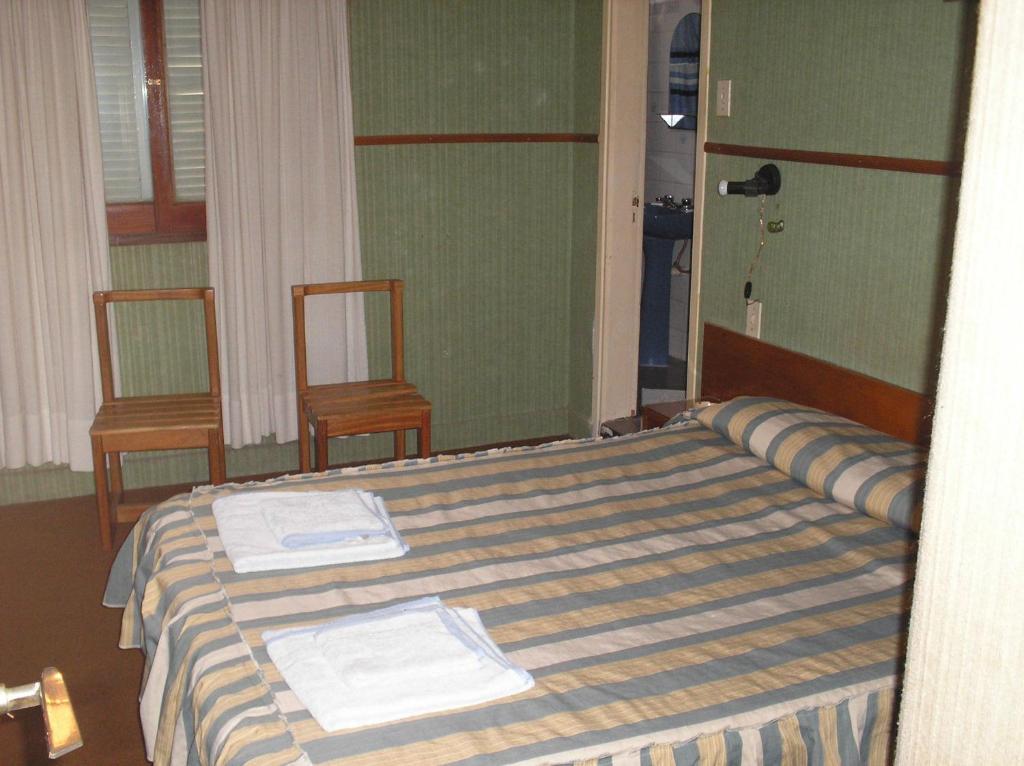 Hotel La Cumbre Piriápolis Buitenkant foto